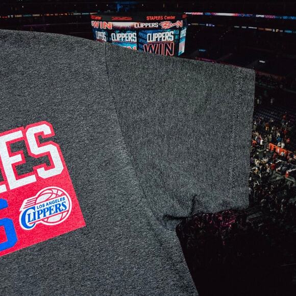 Majestic LA Clippers Chris Paul #3 Dark Gray SS Graphic Tee Mens Size S/M - Picture 6 of 8